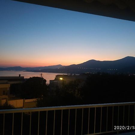 Our View Apartment PalaiónTsiflíkion Екстериор снимка